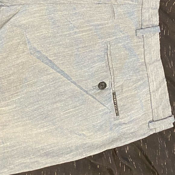 Free shipping. Perry Ellis shorts size 34. - Picture 3 of 3